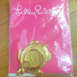 Lilly Pulitzer  Turtle Phone Ring